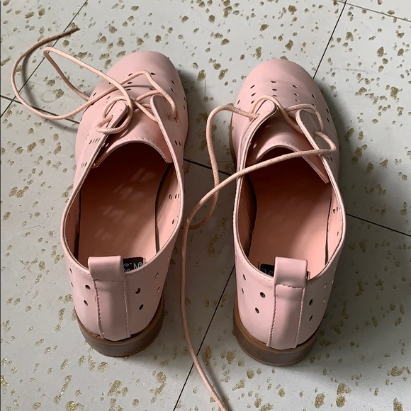 Blush Oxford Flats - Picture 4 of 5